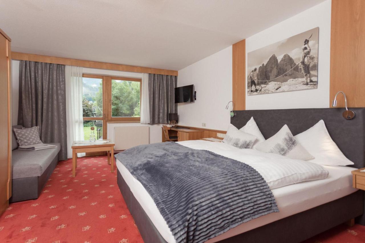 Hotel Kreuz Pfunds Bagian luar foto