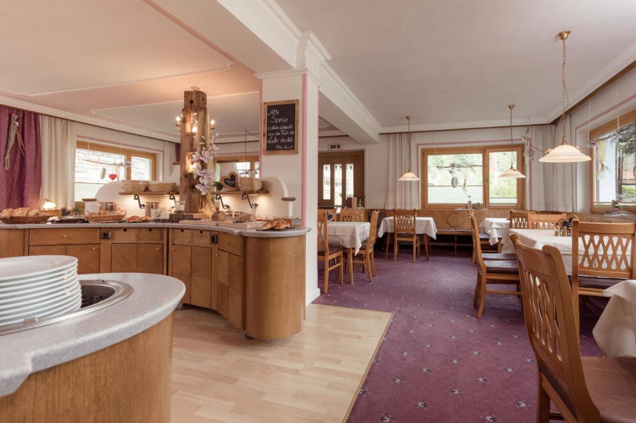Hotel Kreuz Pfunds Bagian luar foto