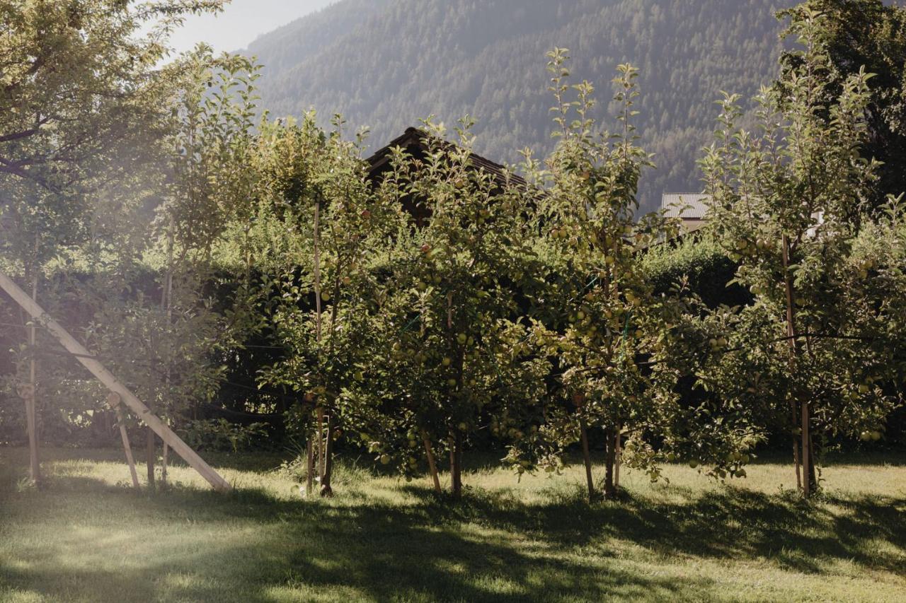 Hotel Kreuz Pfunds Bagian luar foto
