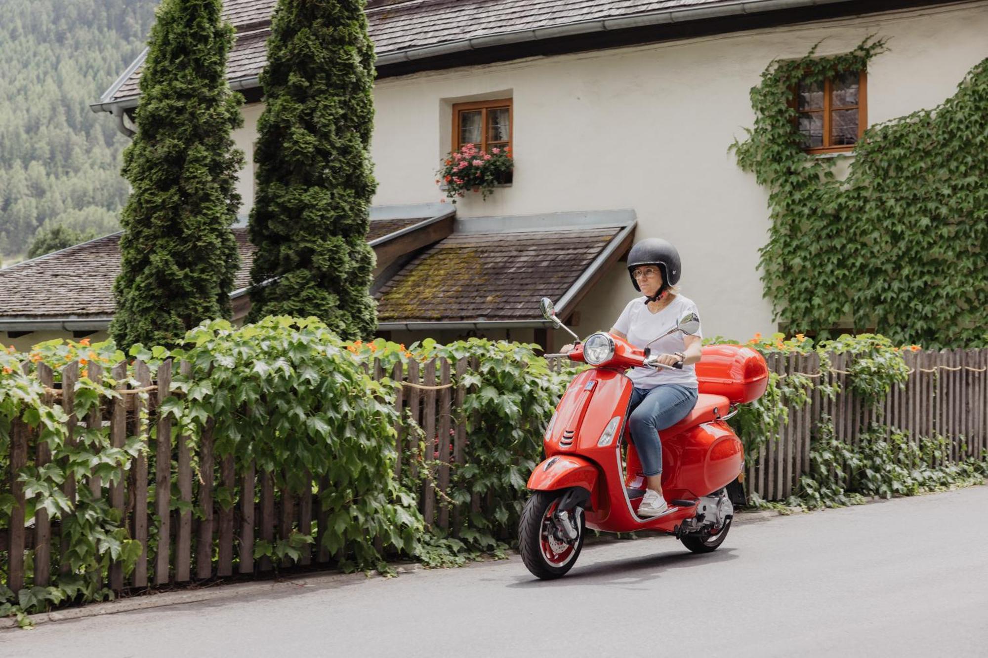 Hotel Kreuz Pfunds Bagian luar foto