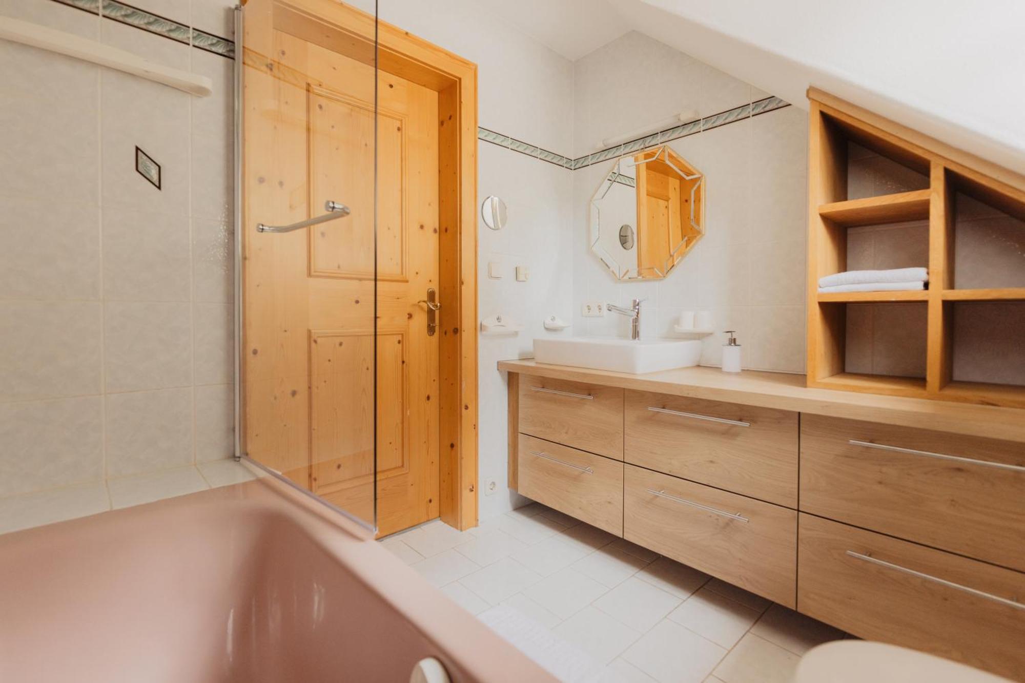 Hotel Kreuz Pfunds Bagian luar foto