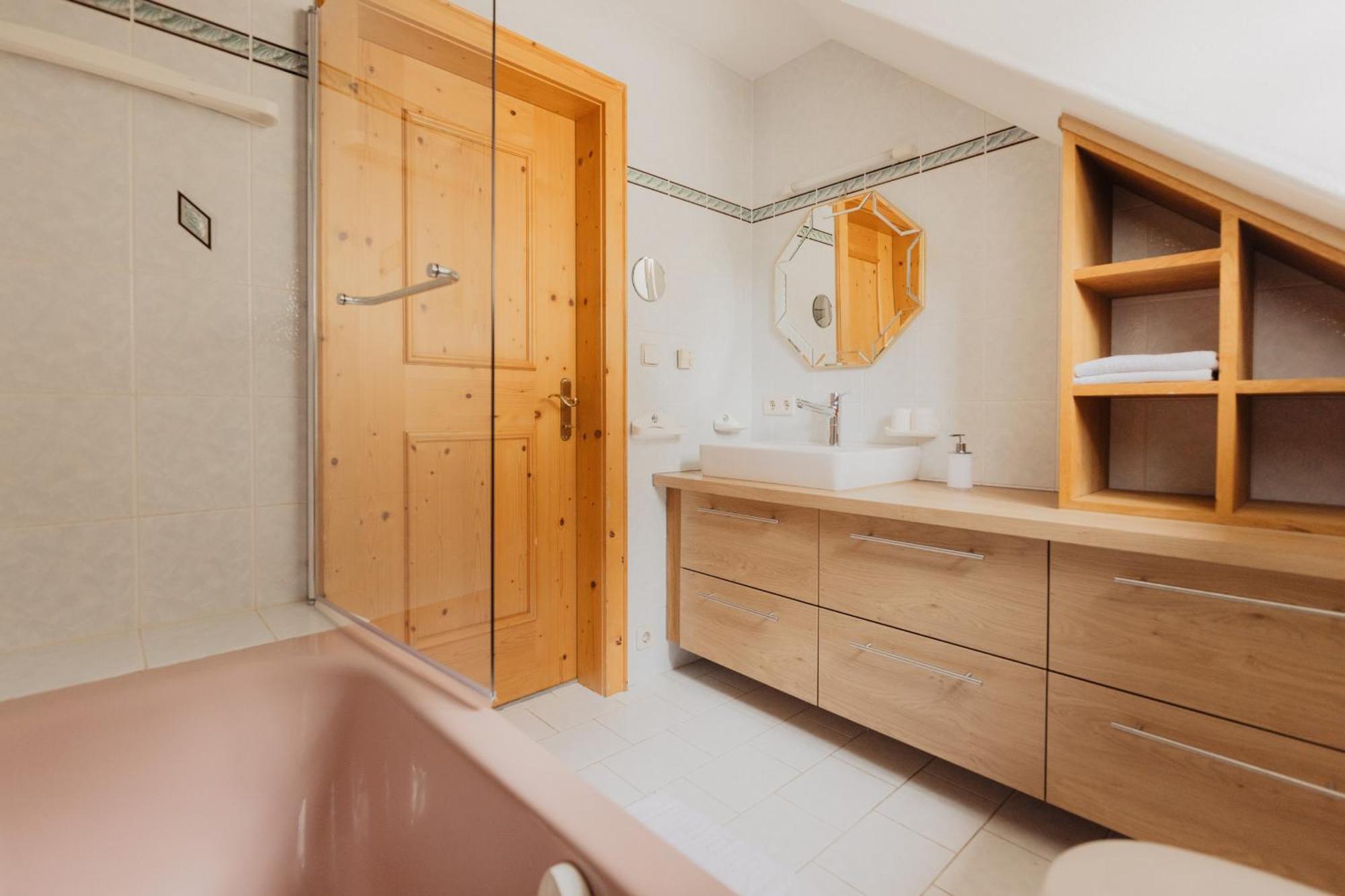 Hotel Kreuz Pfunds Bagian luar foto